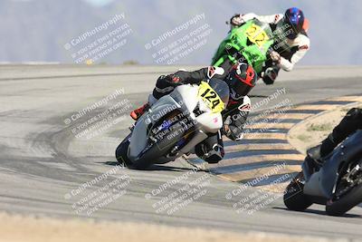 media/Oct-04-2025-CVMA (Sat) [[408bcdd6e4]]/Race 10-Amateur Supersport Middleweight/